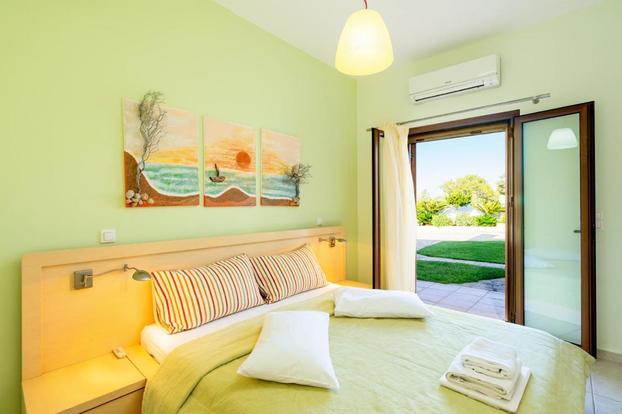 Georgia'S Apartments Kouremenos Beach Anevato Exteriör bild